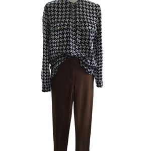 Michael Kors Size M, Black and White